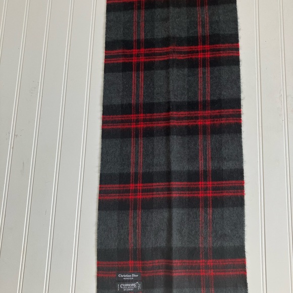 Christian Dior vintage men’s acrylic plaid scarf - Picture 6 of 6